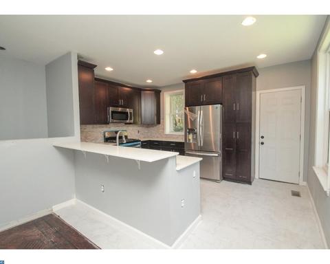 921 Wagner Ave
