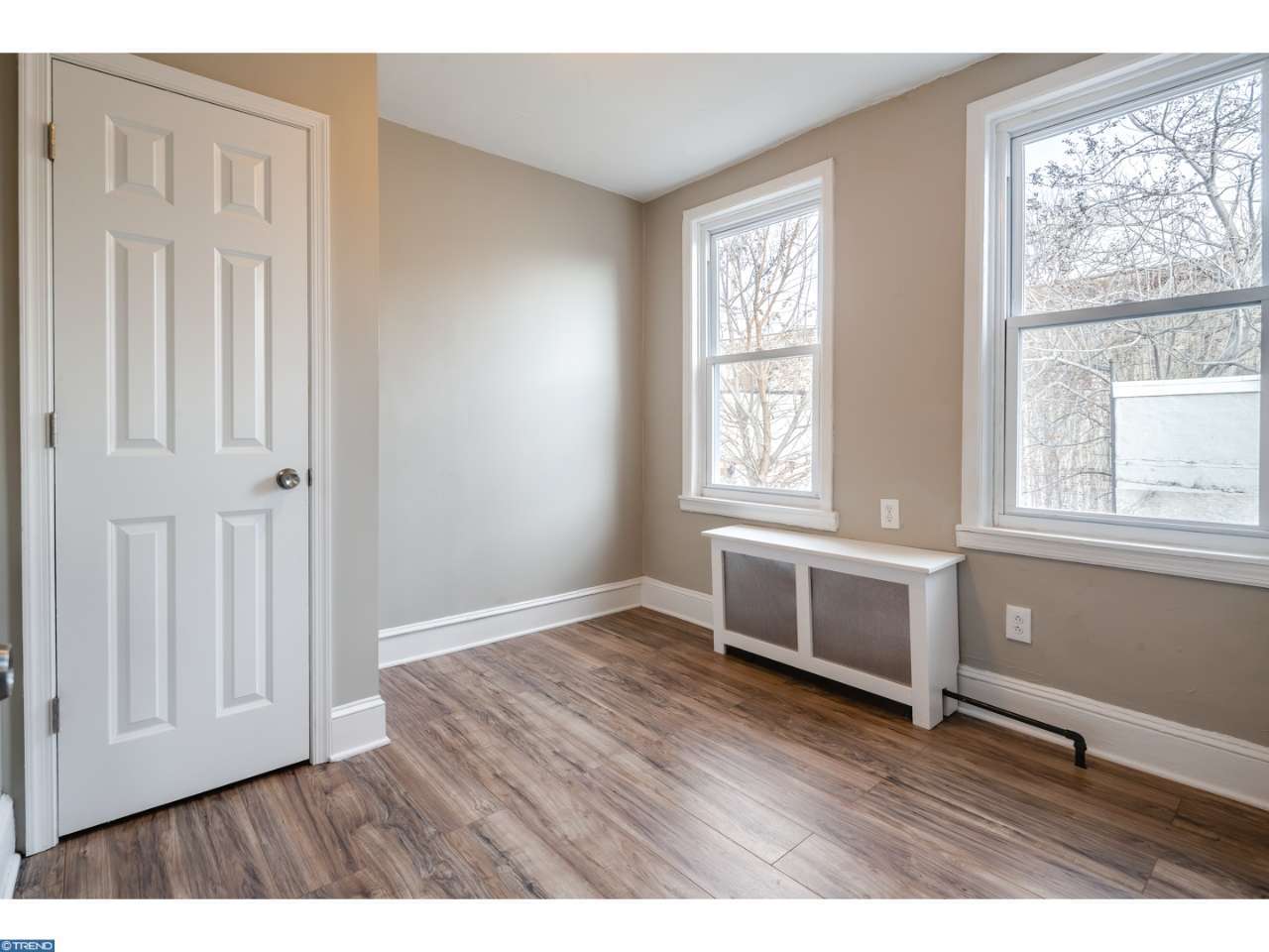 4737 Large St