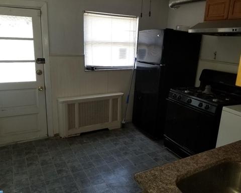 319 Durfor St
