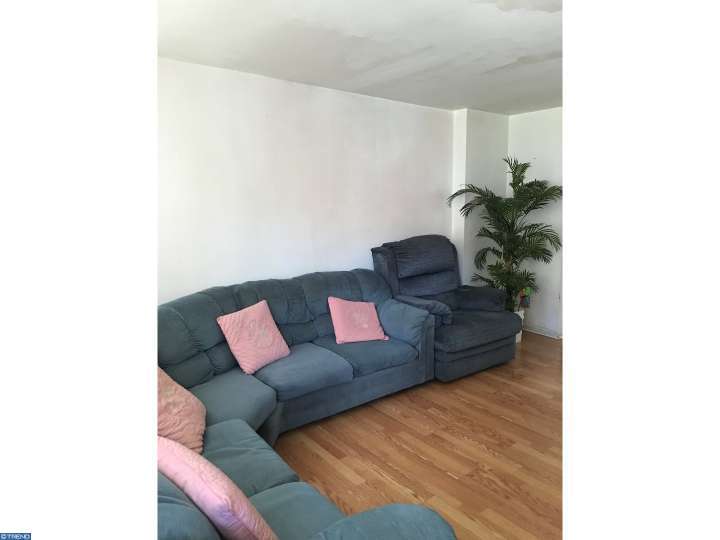 For Sale: 6025 Alma St Philadelphia, PA 19149