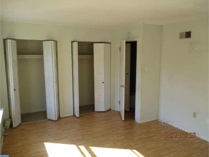 2535 Clothier St