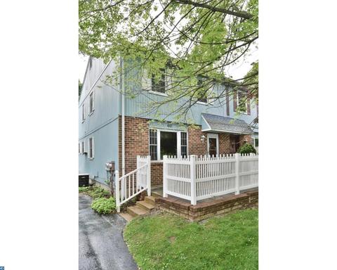 318 Astor Ct