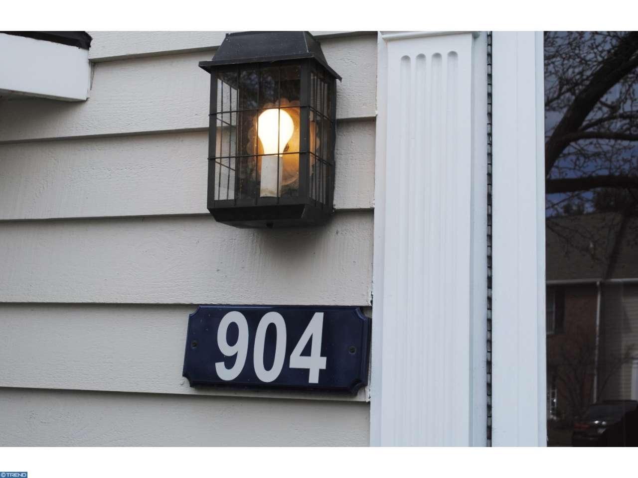 222 Windsor Ct