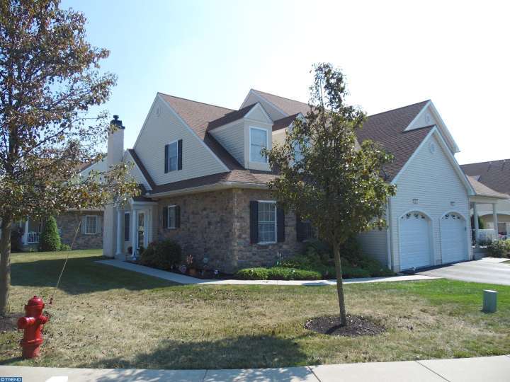 70 Waynebrook Dr