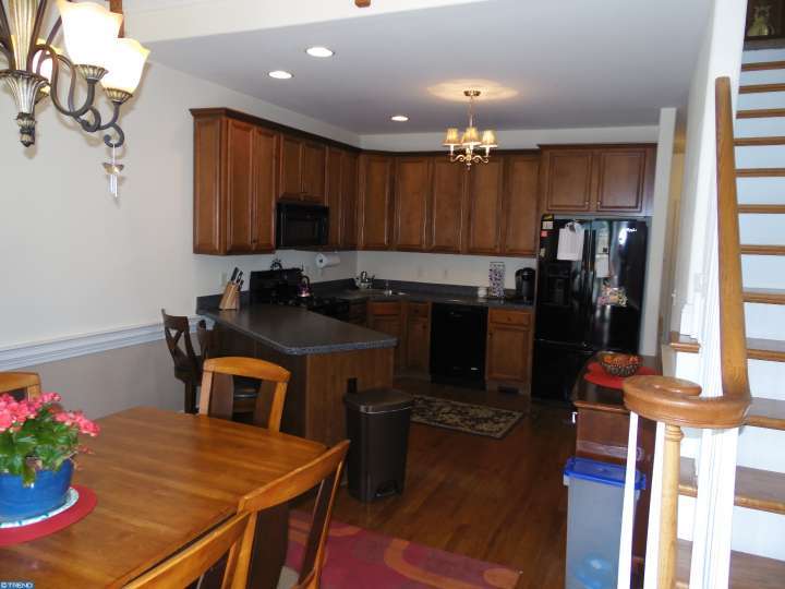 70 Waynebrook Dr