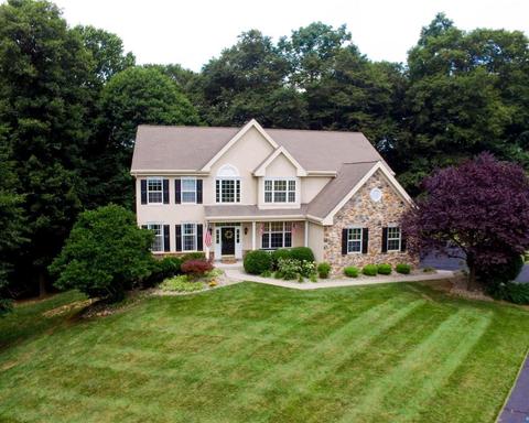 1 Victorian Ln