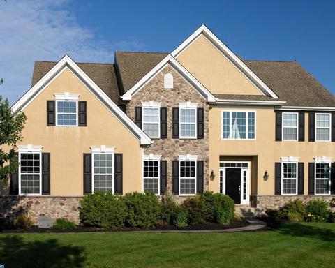 8 Beechwood Dr