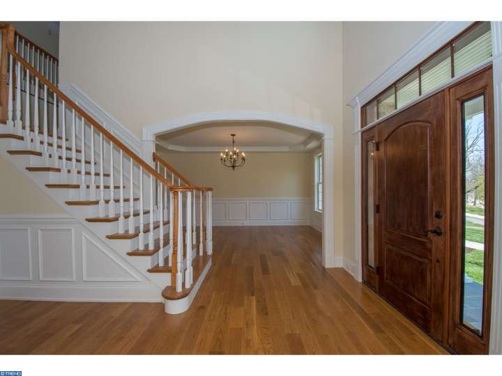 For Sale: 8 White Horse Mdws Malvern, PA 19355
