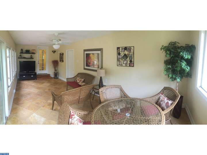 1194 Hidden View Dr