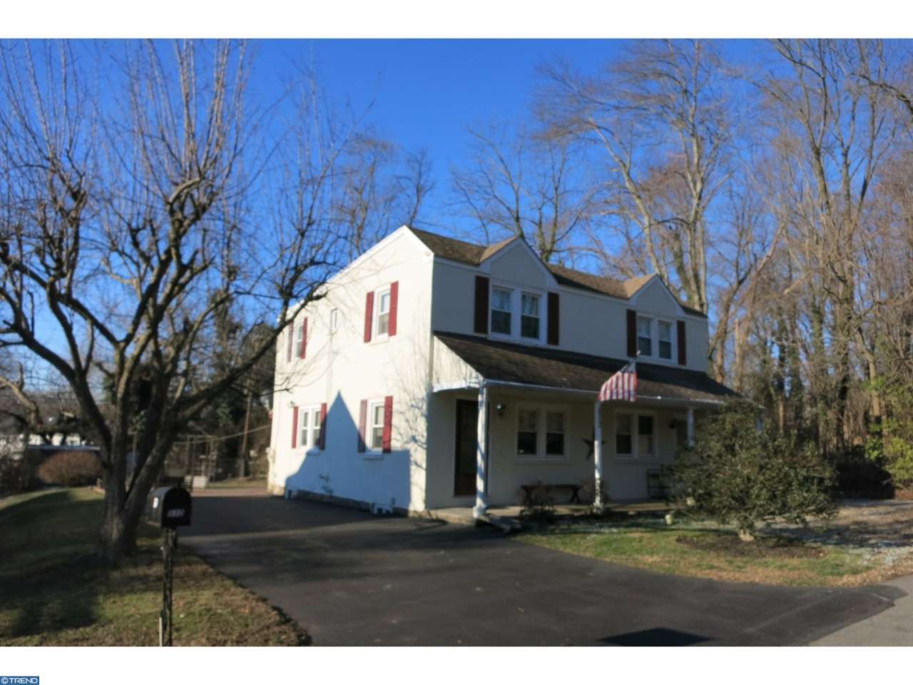 626 Glen Ln