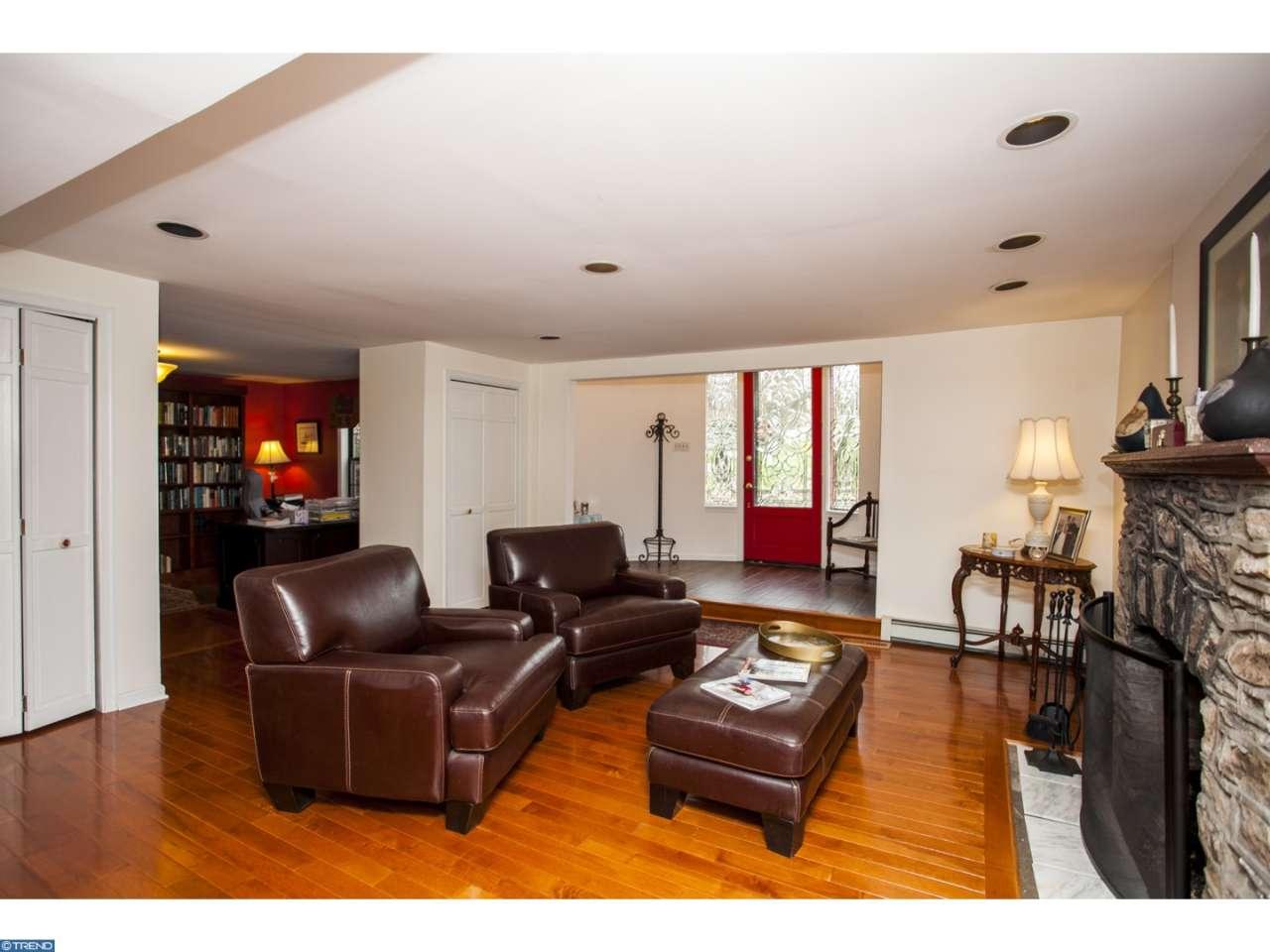 122 Crockett Rd
