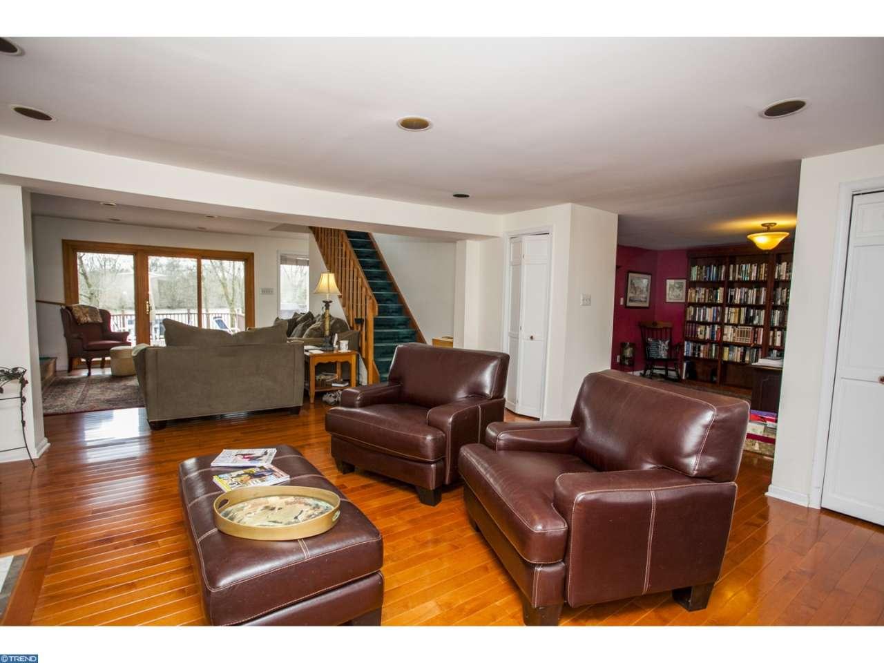 122 Crockett Rd