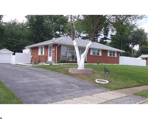 27 Republic Ave