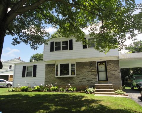 27 Republic Ave