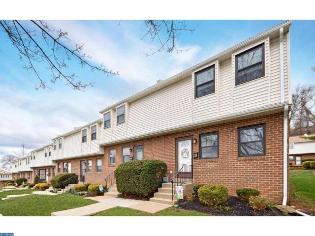 131 W 4th St