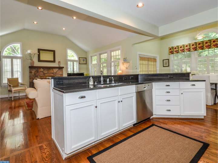 15 Norristown Rd