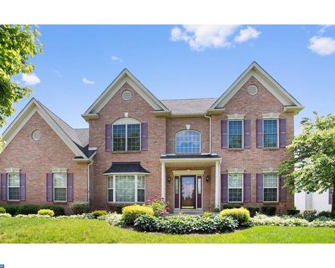 147 Country Club Dr
