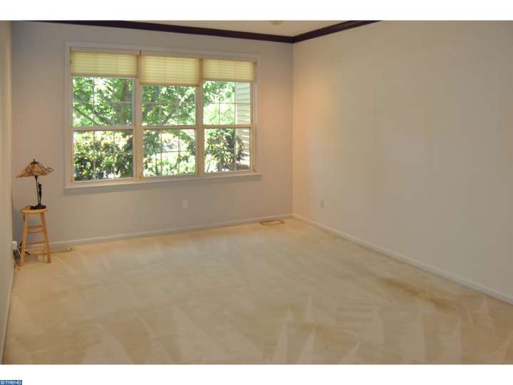 For Sale: 112 Pinecrest Ln Lansdale, PA 19446