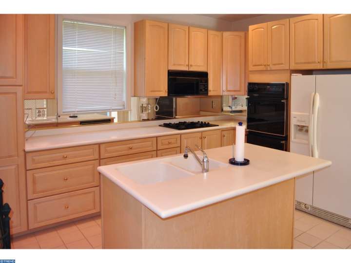 For Sale: 112 Pinecrest Ln Lansdale, PA 19446