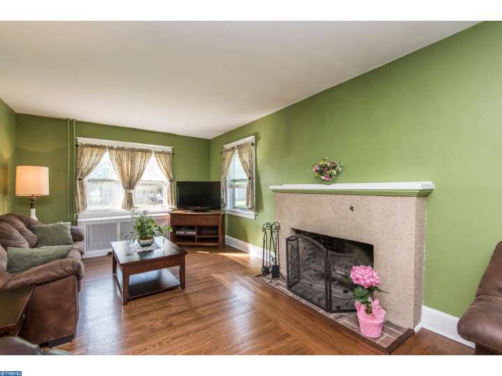 For Sale: 24 Manavon St Phoenixville, PA 19460