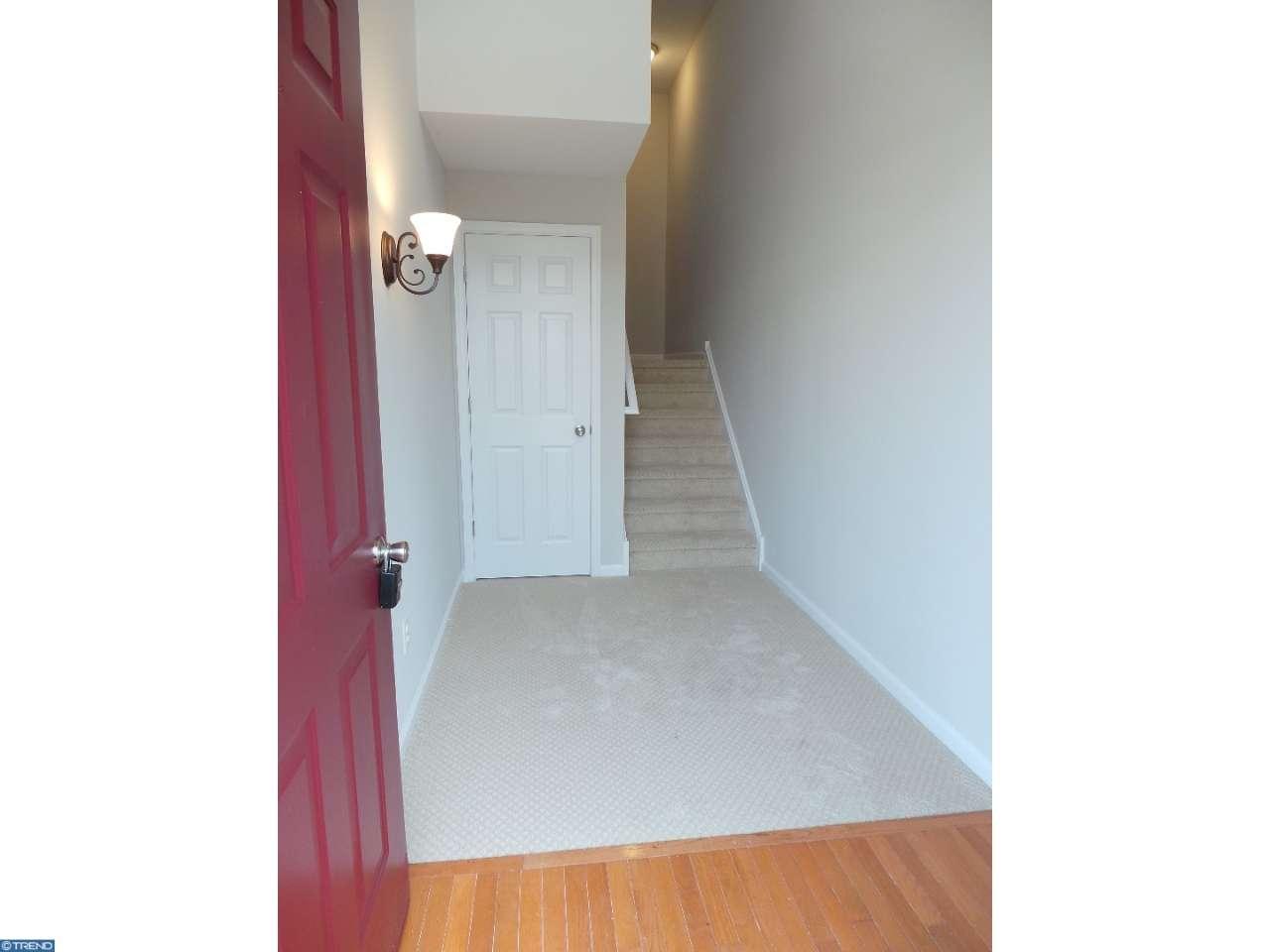 2 Holly Ct