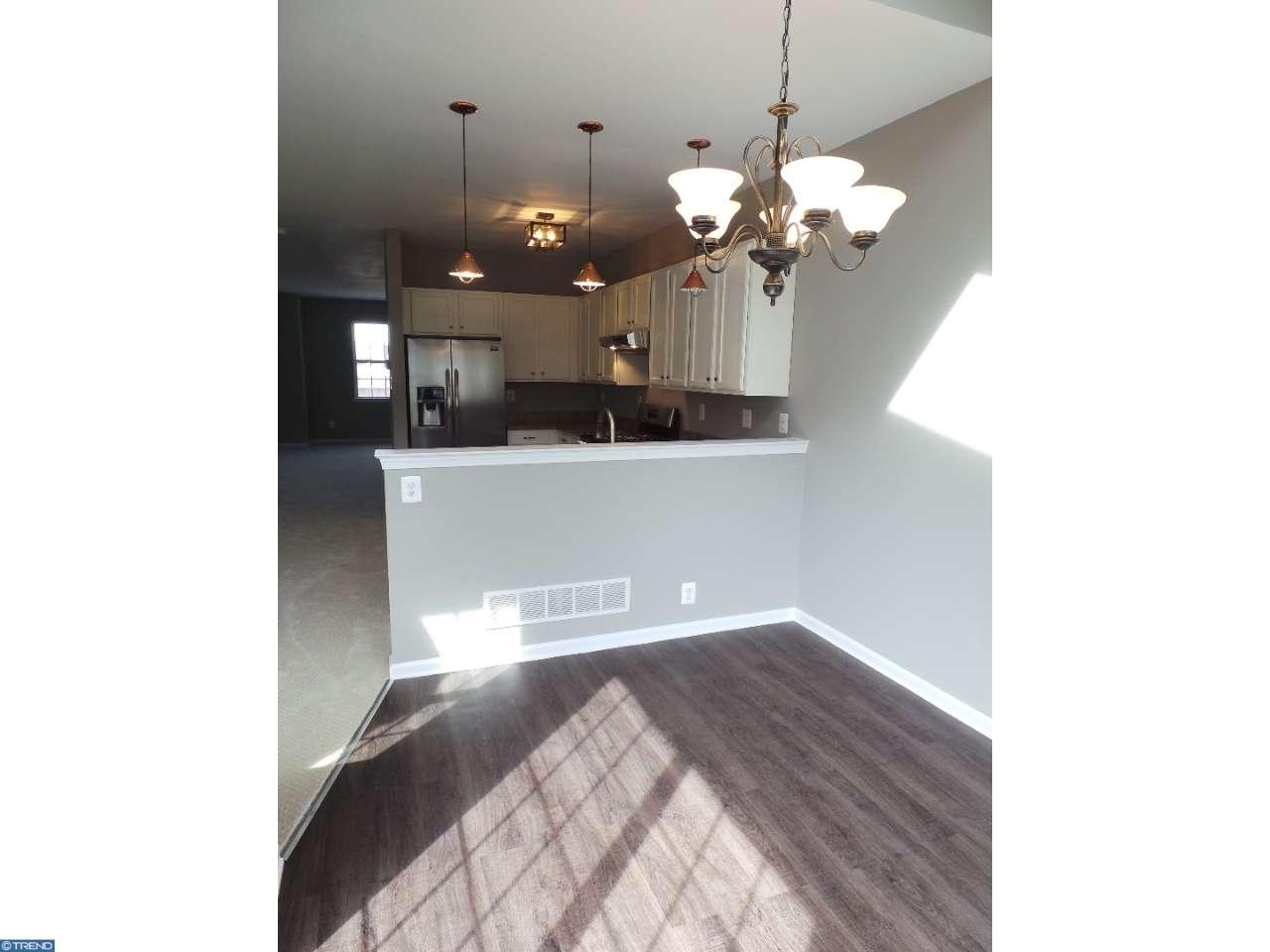 2 Holly Ct