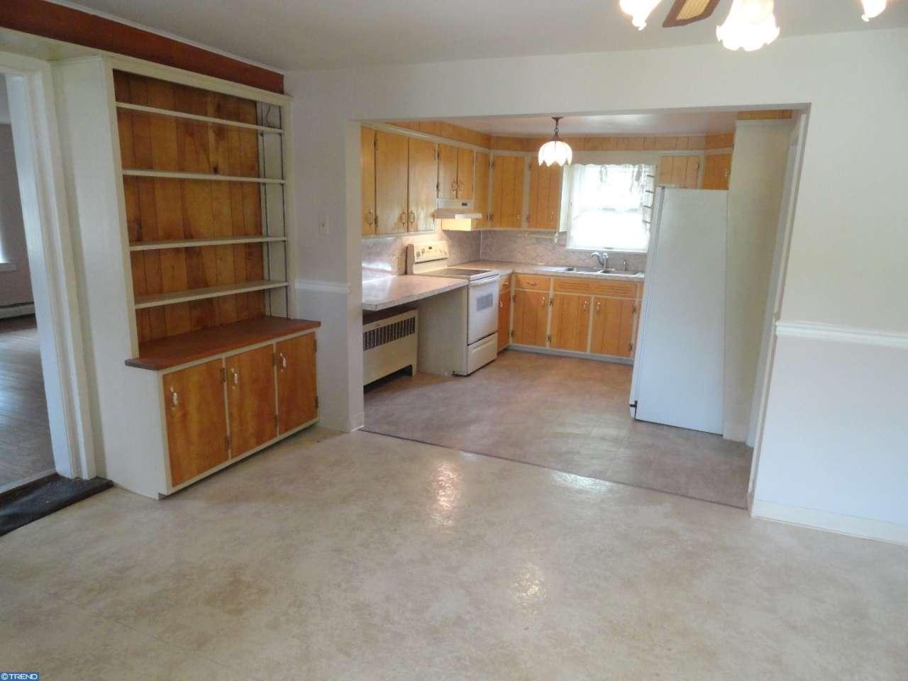 1025 Grandview Cir