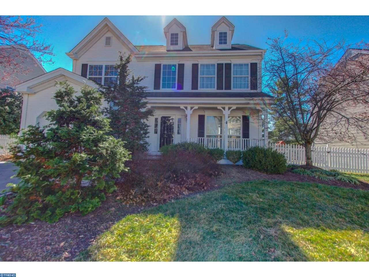 646 Hamilton Ct