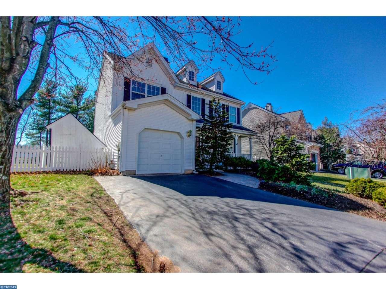 646 Hamilton Ct