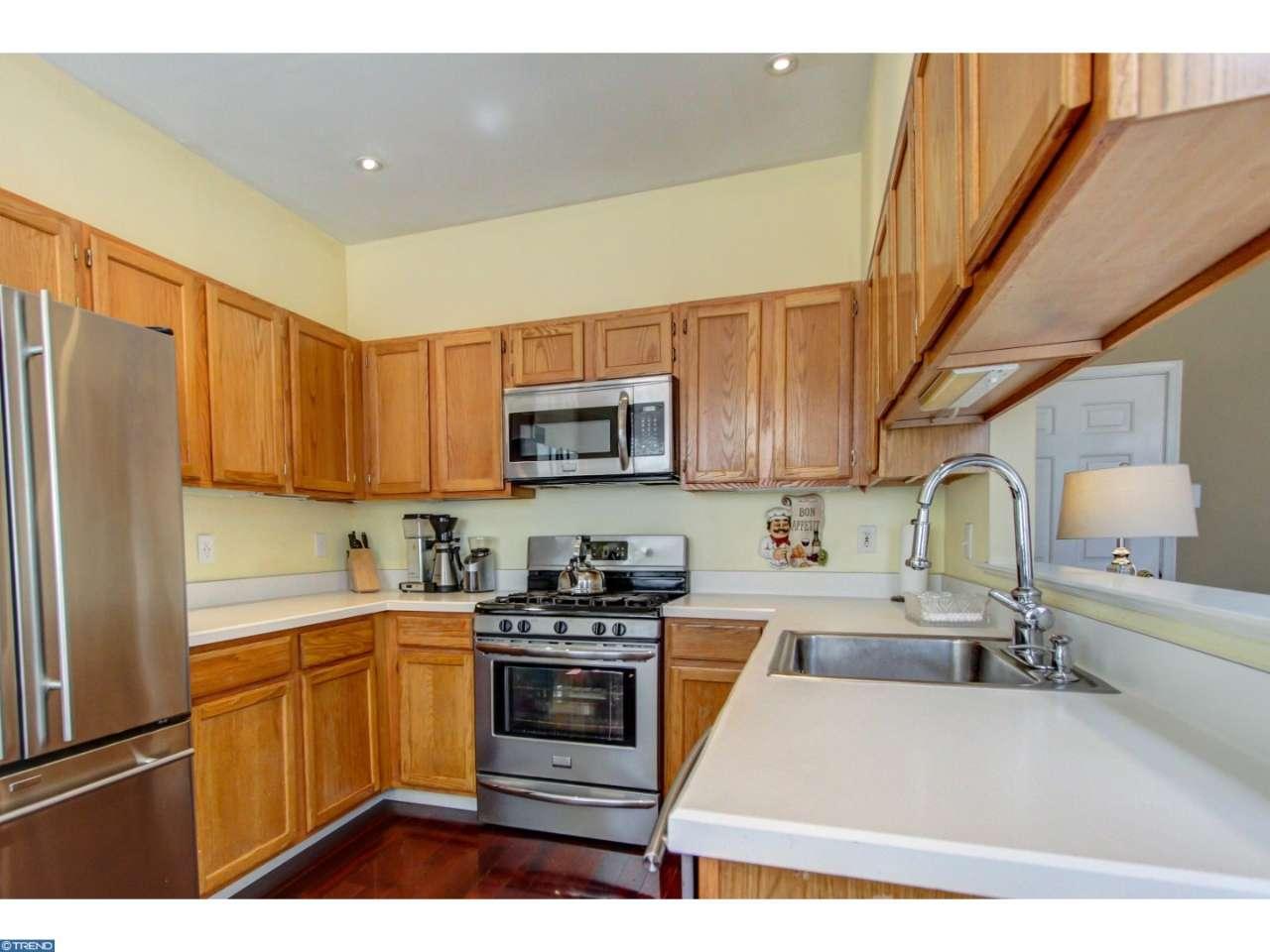 646 Hamilton Ct