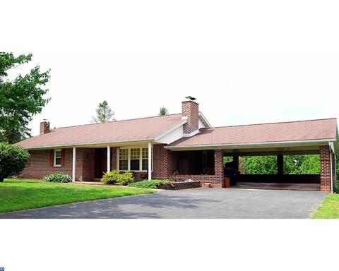 110 Clubhouse Dr