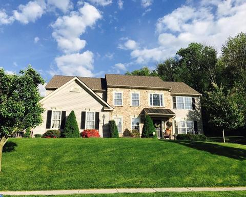 40 Sawgrass Dr