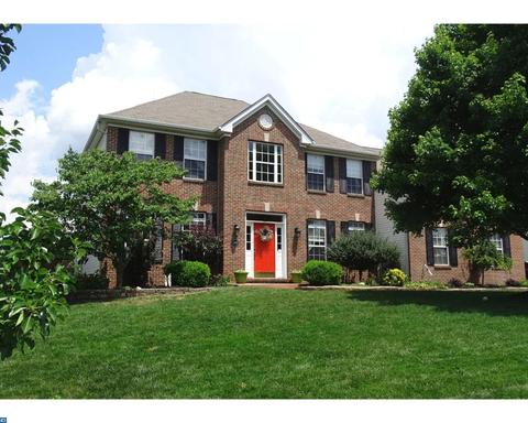 401 Bow Ln