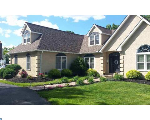 401 Bow Ln