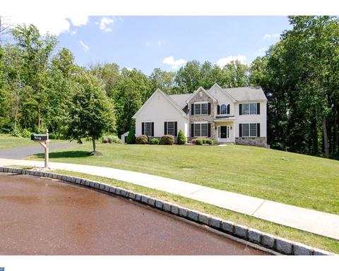 401 Bow Ln