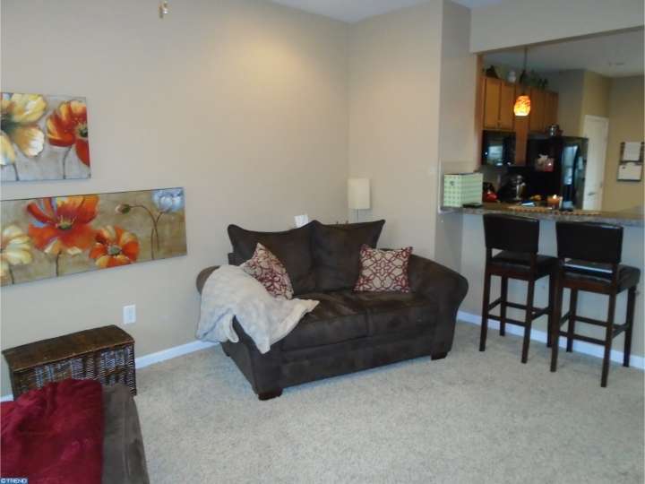 102 Raven Ct