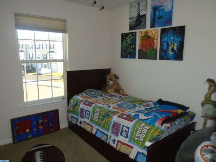 102 Raven Ct
