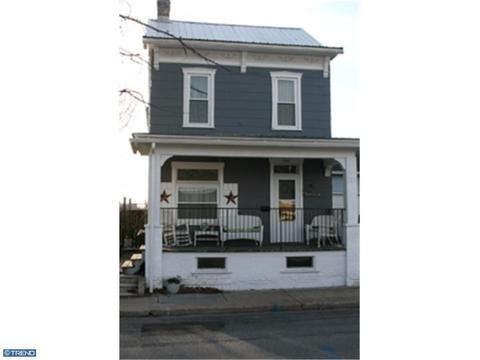 338 Main St