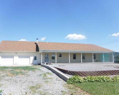338 Main St