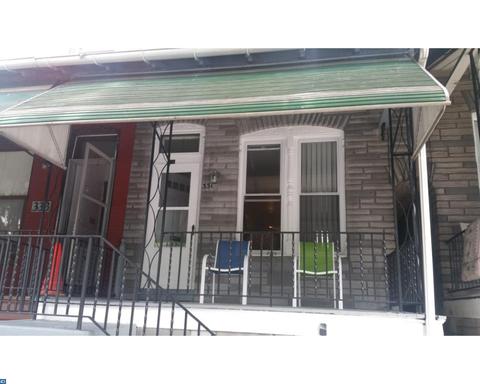 1112 Douglass St