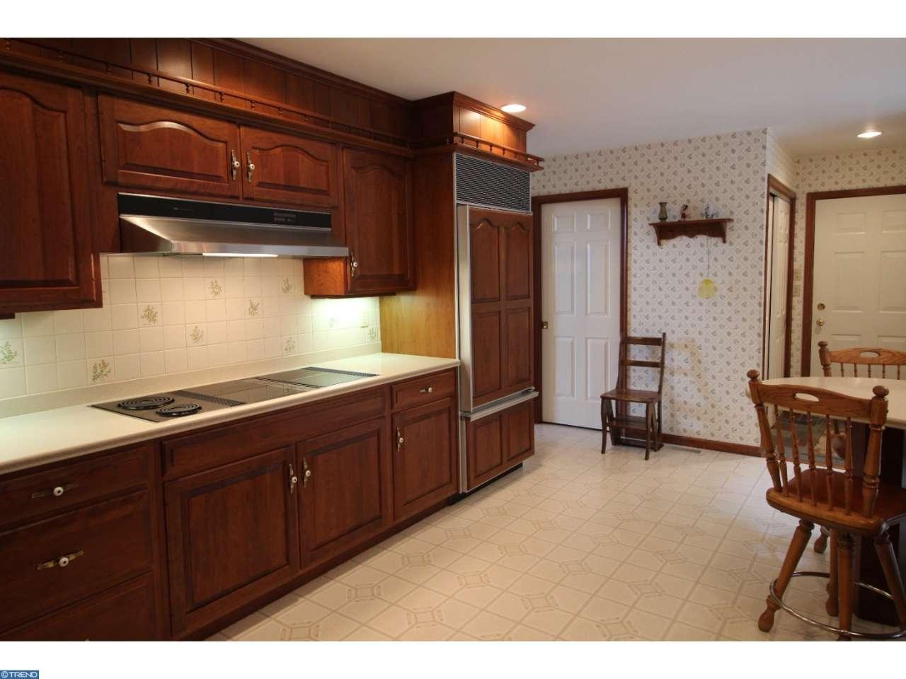 68 Calais Dr