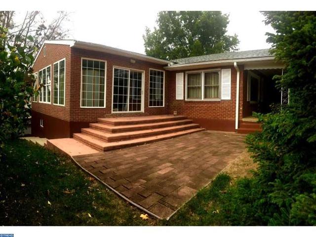 110 Harvey Ave