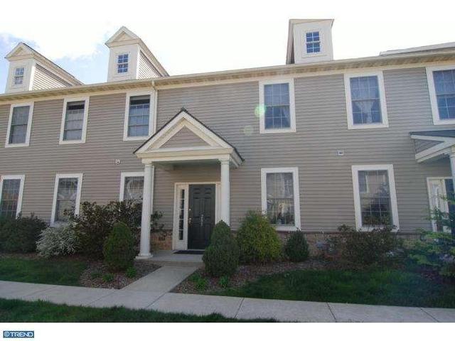 113 Hawthorne Ct