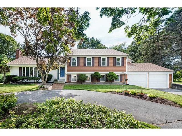 18 Robbins Dr