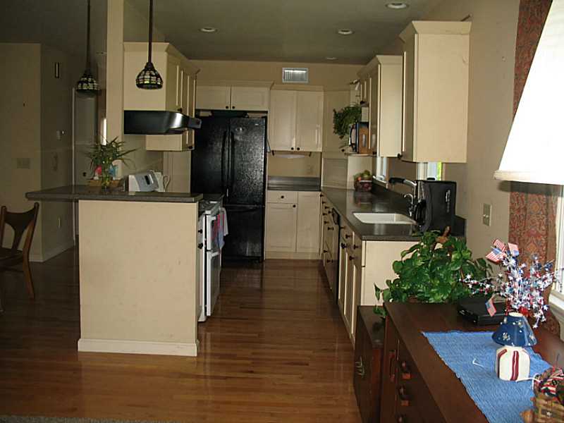 7 Hawthorne Ave