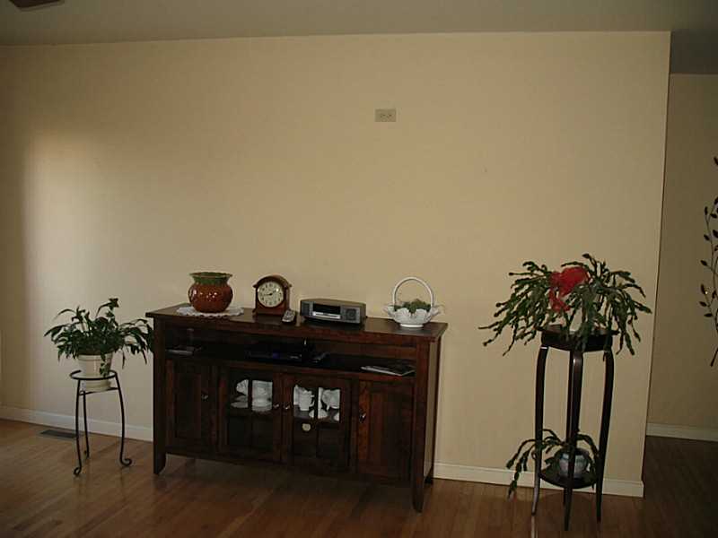 7 Hawthorne Ave