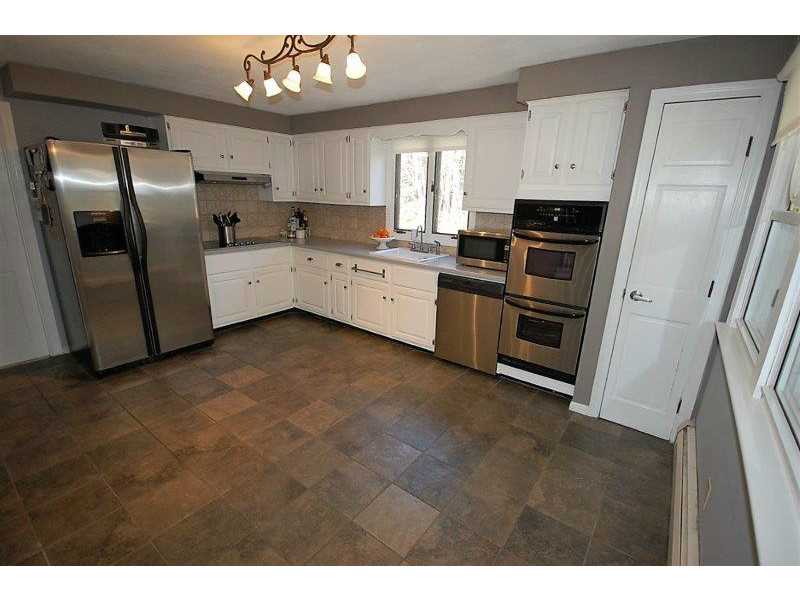 13 Durfee Hill Rd