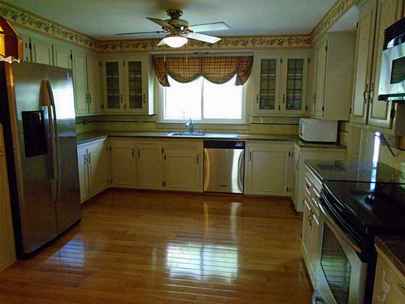 140 Spencer Ave