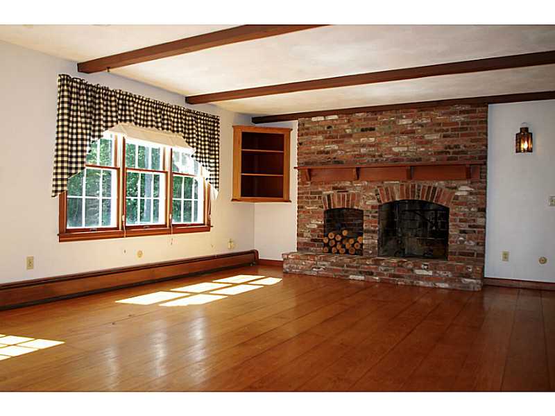 115 Lantern Ln