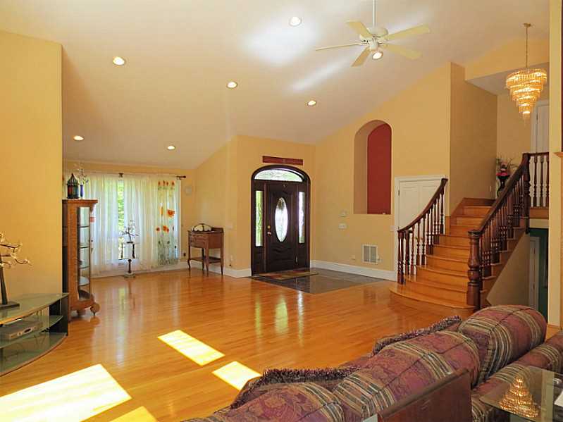 10 Tray Hollow Rd